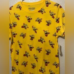 Pac-Man yellow and red graphic men’s t shirt sz small